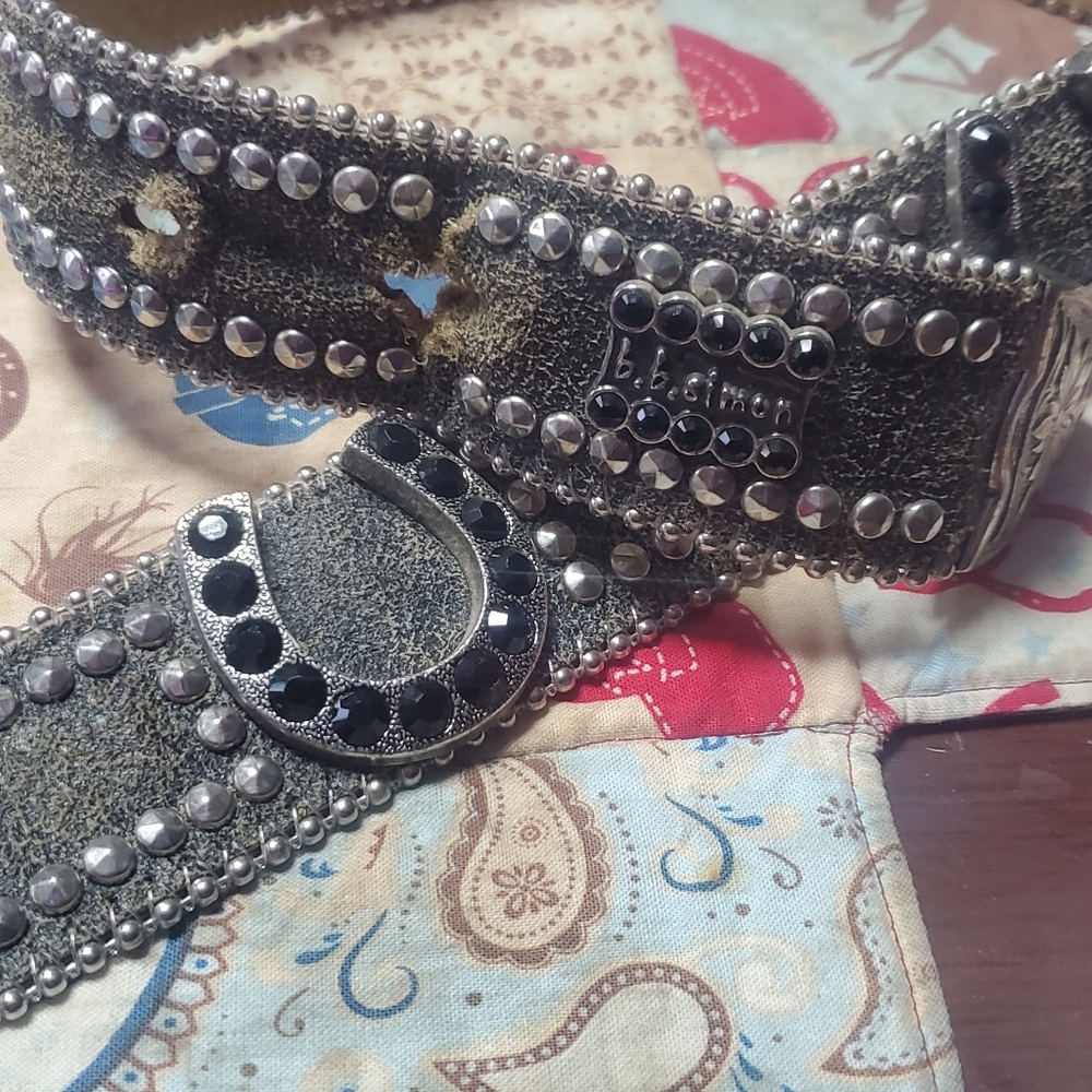 Bb Simon Belts. View 2